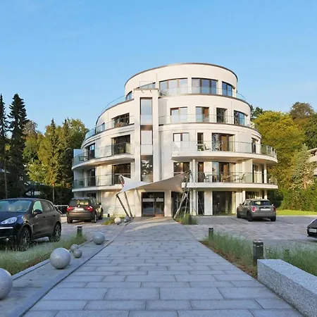 White Pearl 2.12 Apartment